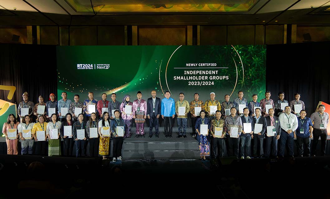 11 Nov - Newly Certified Smallholders 4