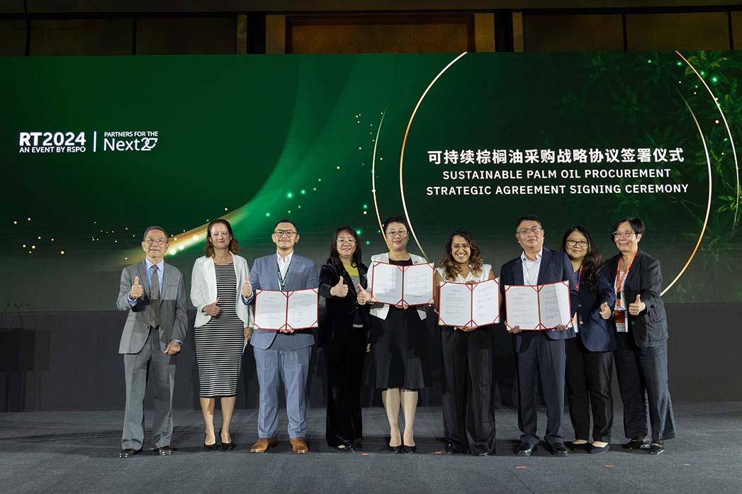 11 Nov - Yili Agreement Signing 13